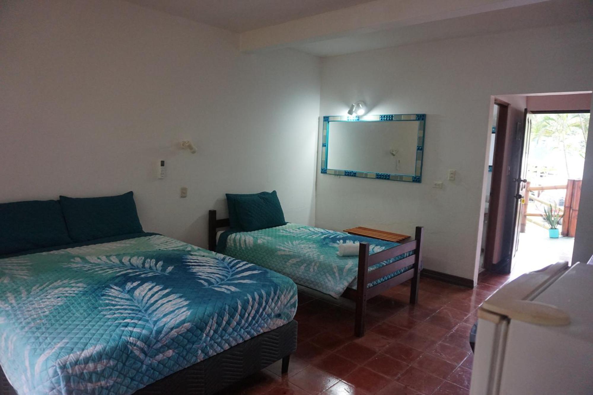 Hotel Planeta Sano 曼努埃尔安东尼奥 外观 照片