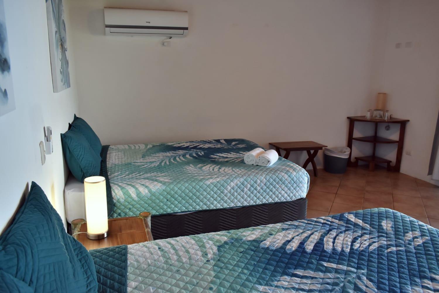 Hotel Planeta Sano 曼努埃尔安东尼奥 外观 照片